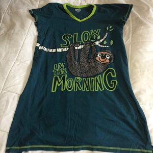 Sloth nightgown size s/m